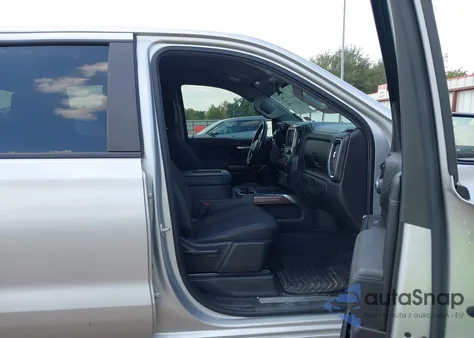 2019 Chevrolet Silverado 1500 Rst z USA, uszkodzony, nr VIN 3GCUYEED3KG130808